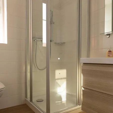 Appartementhaus - Urlaub Zwischen Meer & Bodden Apartamento Zingst