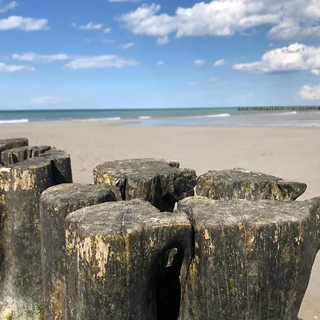 Appartementhaus - Urlaub Zwischen Meer & Bodden Apartamento Zingst